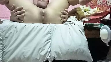 Jakol parin kahit wala pang daddy sa buhay niya at sa piling niya - 1 image