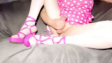 Hot legs sexy TS Babe Melinda James trying her new pink heels and dress - 15 image