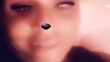 Nikki Thickts feeling sexy and needing to exclaim that to an audience