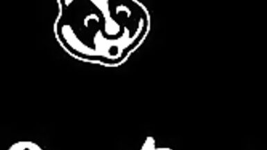 Nikki Thickts feeling sexy and needing to exclaim that to an audience