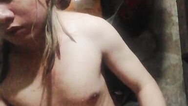 Kani na akong ginabuhat sauna palang mag jakol palagi sa sulod sa kwarto.