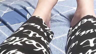 Beautiful legs and toes - 3 image