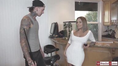 Stepson anal fucks busty trans TS Foxxy - 2 image