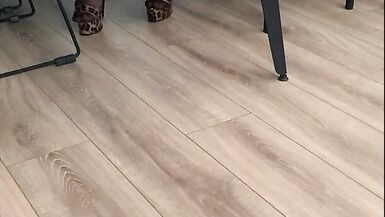 My inexperienced secretary is working - 13 image