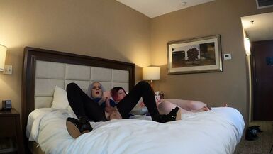 TS Bailey Wilde and TS Kelsey Masters Masturbating - 1 image