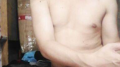 Nag jakol ang reyna na nag iisa nalang palagi sa kwarto - 8 image