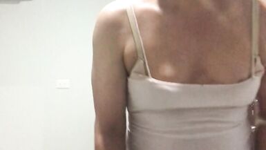 EmmaNataly Cute Shemale Cumming. - 2 image