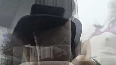 Asiatique femboy se fait abuser par un couple de pervers - 5 image