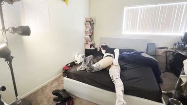 cutie teen femboy cums with anal plug vibrator on her bed :3 - 12 image