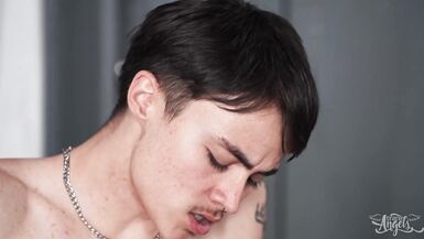 TRANS ANGELS - Joey Michaels, Zariah Aura, Em Indica And Kyle Have A Steamy Foursome In The Locker Room - 3 image