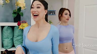 Trans Couple Spitroast Female Mattress Sales Woman Siri Dahl - 1 image