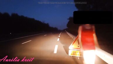 Flashing on N7 road in front of road sign "uneven road". Red Tail plug - 10 image