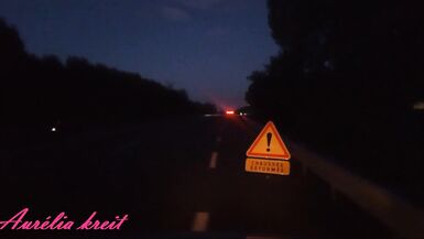 Flashing on N7 road in front of road sign "uneven road". Red Tail plug - 2 image