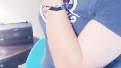 Blonde Sissy Smoking Long White 120's - 4 image