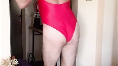 My stepaunt shows her hairy pussy on the beach - 3 image