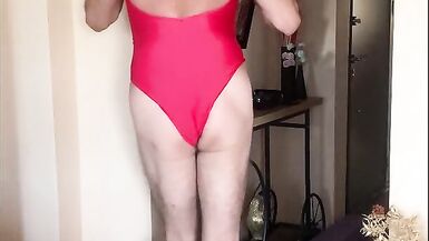 My stepaunt shows her hairy pussy on the beach - 4 image