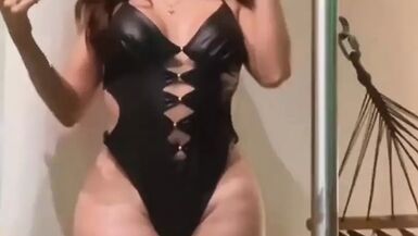 Do you like to watch me masturbate until I finish and see the pleasure I feel when doing it? - 1 image