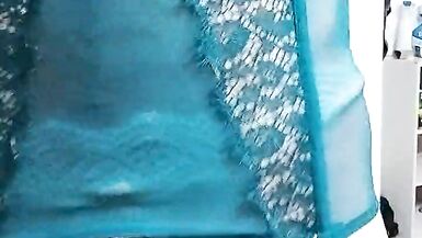 Cdmichelle loves playing with Cock and wearing lingerie