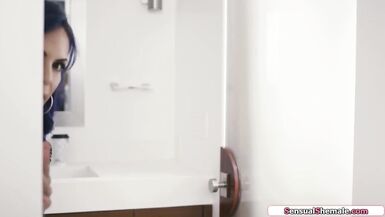 Cheating bf barebacks TS Melanie Brooks - 2 image