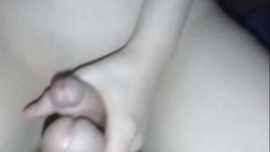 Freya Frostnymph frotting for the first time