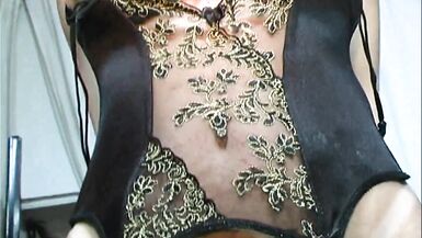 Le Folli Richieste di Mia Moglie - Episode 1 - 7 image