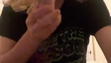 Sissy slut sucking Lexi Avalon - 7 image