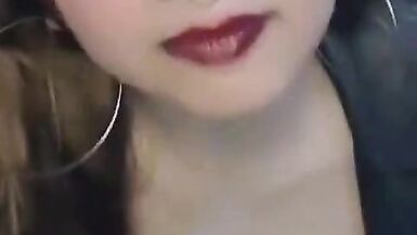 Give me a little tug before I go out to the party