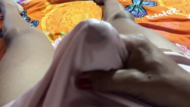 Desperte Tan Caliente En Mi Cama - 12 image