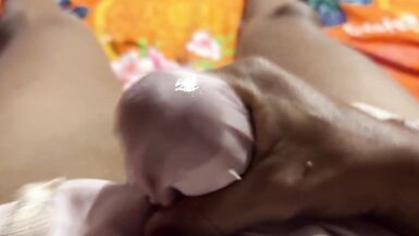 Desperte Tan Caliente En Mi Cama - 15 image