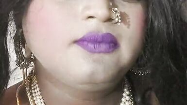 Blow job in bathroom - 4 image