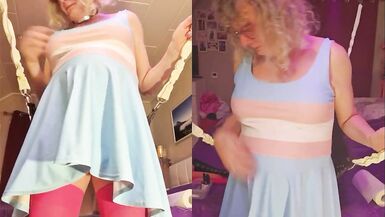 Tslillysophie Shows Her Big Tits and Hard Girlsdick in Sling - 5 image