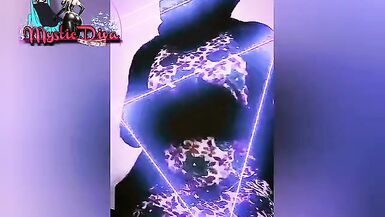 Hot Niqabi Crossdresser: Unleashing Desire and Bold Fashion" - 9 image