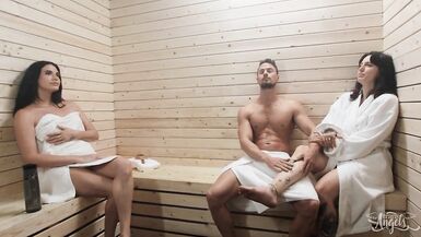 TRANS ANGELS - Skyy Can't Help Checking Bailey Archer's Curves In The Sauna While His Gf Sits Next To Him - 3 image