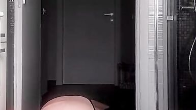 Annabella trains her big ass - 8 image