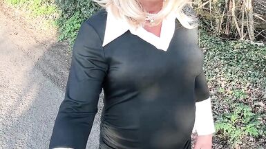 Sexy Crossdresser kellycd2022 walk down the lane - 6 image