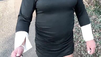 Sexy Crossdresser kellycd2022 walk down the lane - 7 image