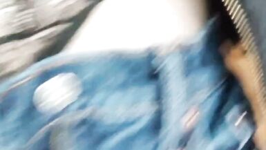 Berrybutt Pissing Again