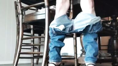 Berrybutt Pissing Again - 9 image