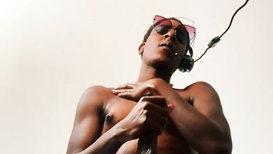 The view as i drizzle my fem glaze in your mug