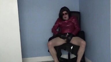 Playing in Leather and High Heels - 11 image