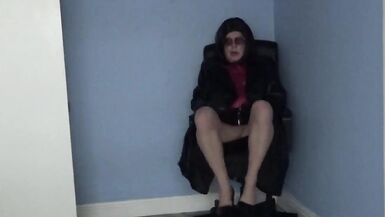 Playing in Leather and High Heels - 3 image