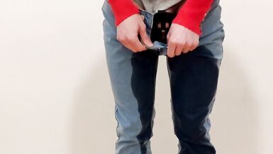 Tiny crossdresser pee in his jeans - 9 image