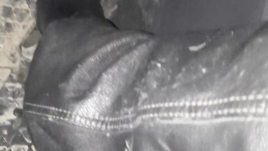 Dirty leather pedal pump - 10 image