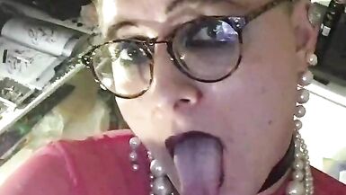 Wannabe Famous Sissy Faggot in pink!