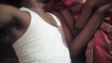 Indian desi bhabhi and hot boy sexy video. - 2 image