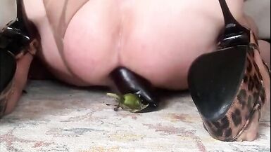 too big for my first anal experience, it hurt so much - 1 image