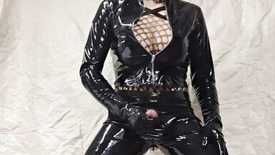Alison in fishnet and black latex - 6 image