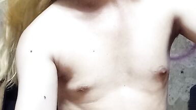 Do what the queen is looking for in her