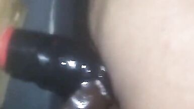 Big Sikh Sissy Crossdresser Giving Pleasure to Her Self