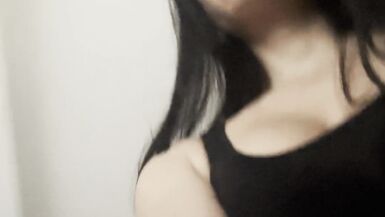 Gigimoon going crazy for a huge cumshot - 7 image